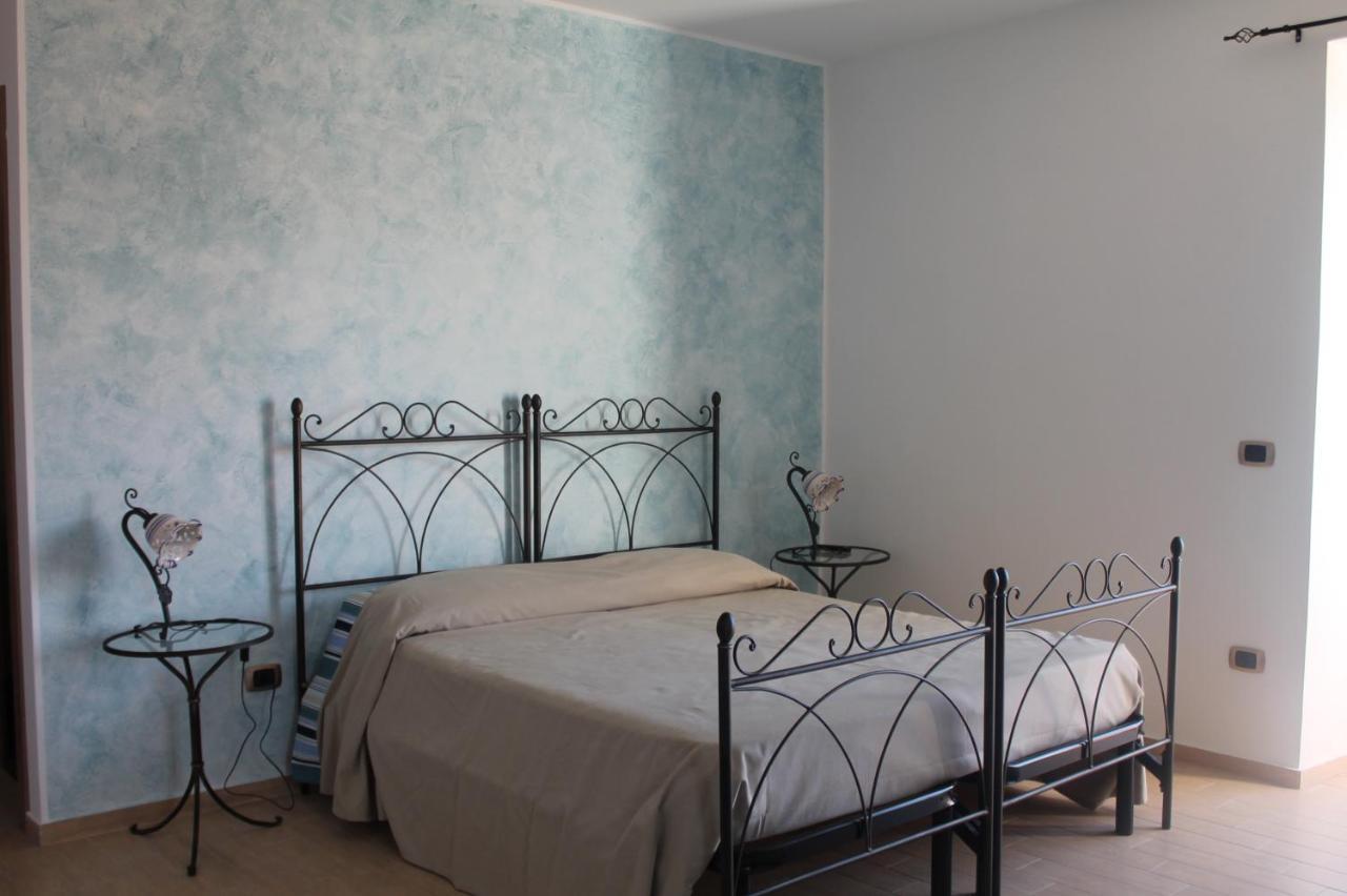 Antico Casale Bed & Breakfast Gioiosa Marea Exterior photo