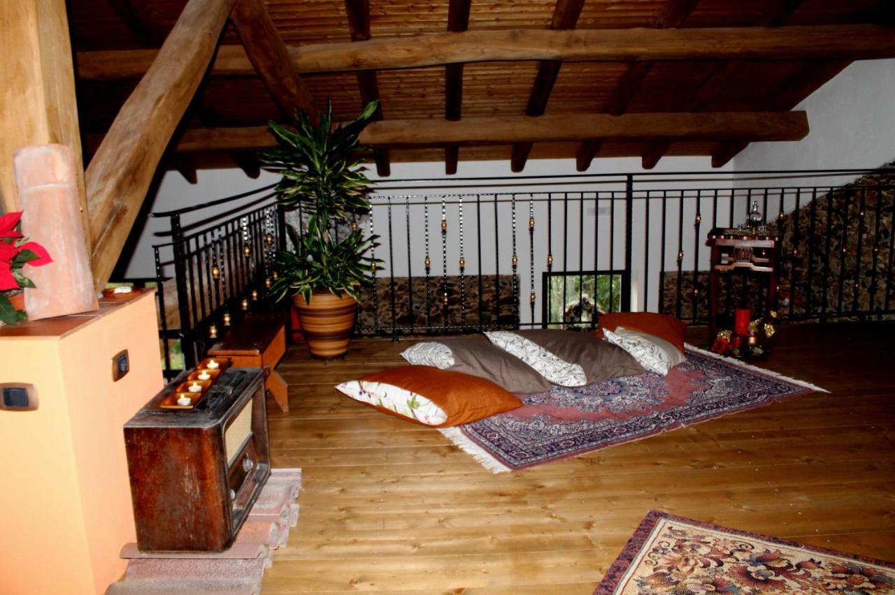 Antico Casale Bed & Breakfast Gioiosa Marea Exterior photo