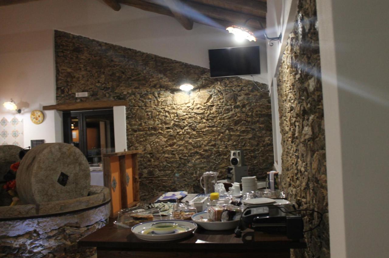 Antico Casale Bed & Breakfast Gioiosa Marea Exterior photo