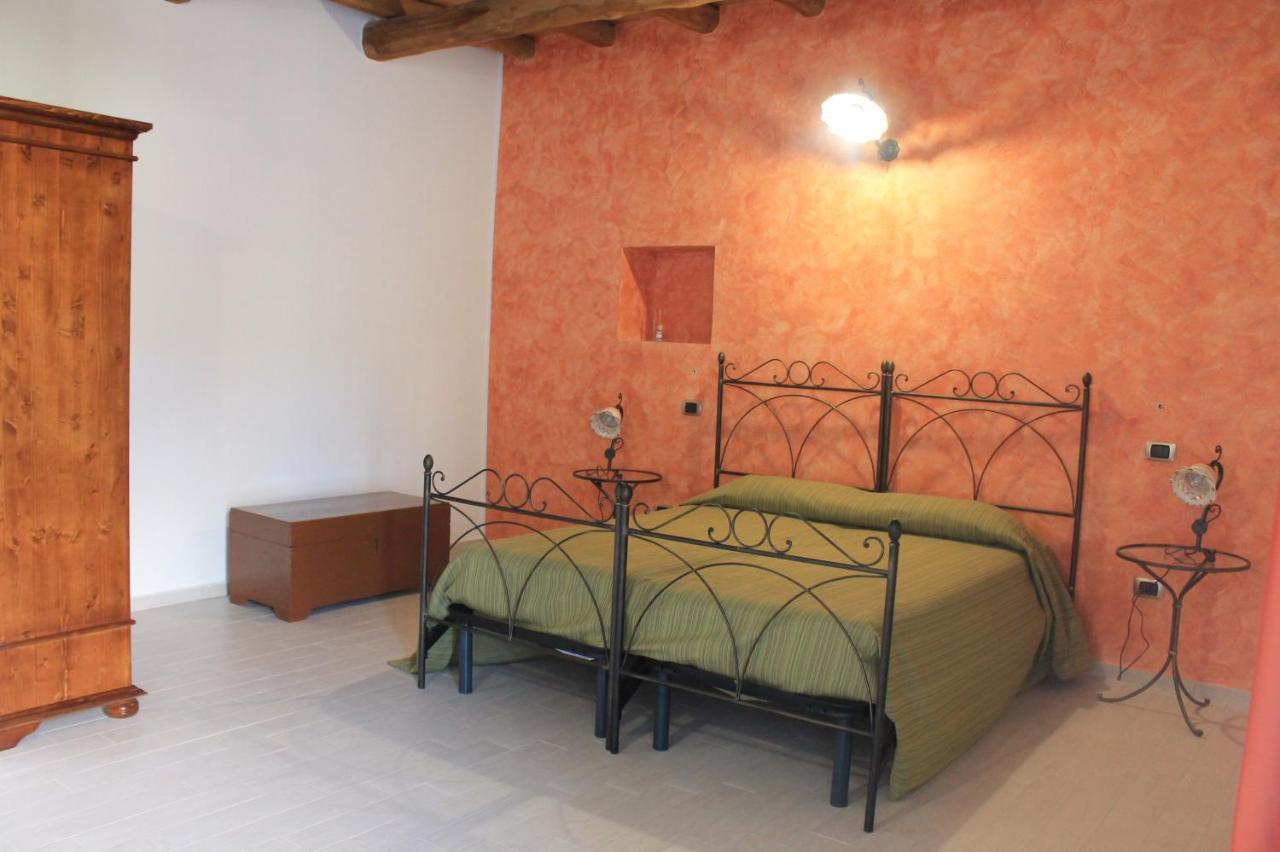 Antico Casale Bed & Breakfast Gioiosa Marea Exterior photo