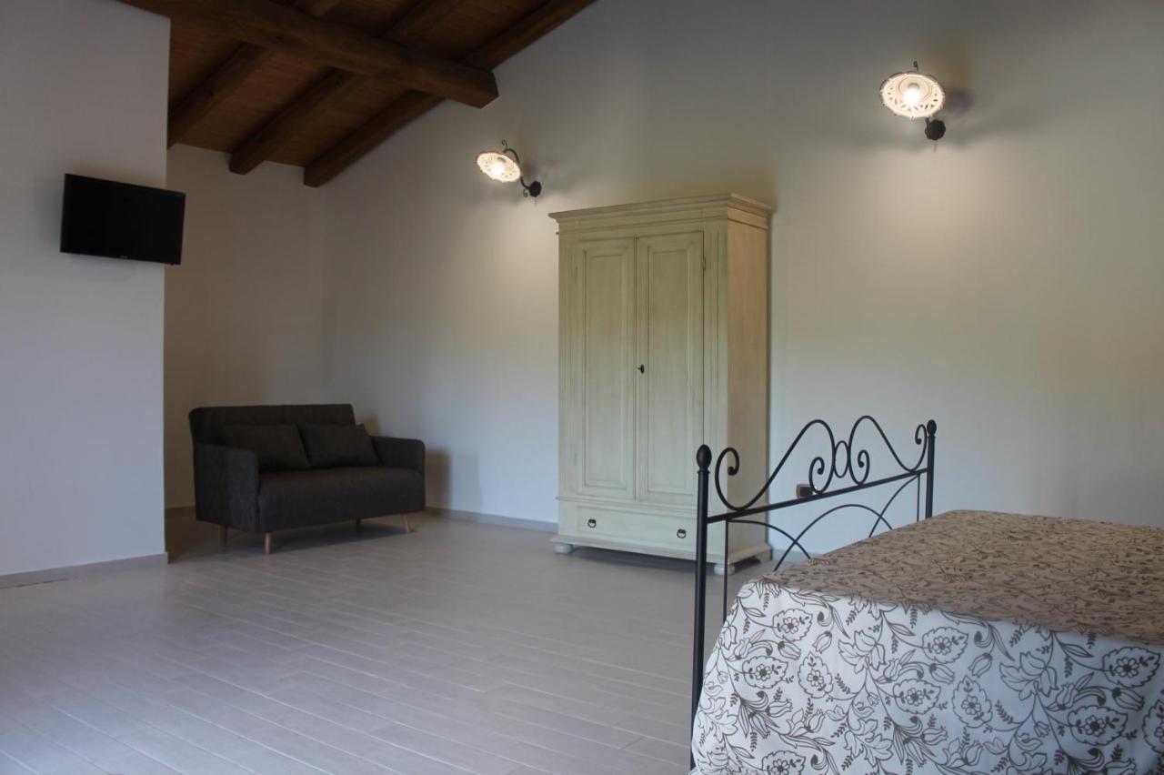 Antico Casale Bed & Breakfast Gioiosa Marea Exterior photo